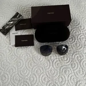 Tom Ford | Accessories | Unisex Tom Ford Milla 59mm Gradient  display picture 1